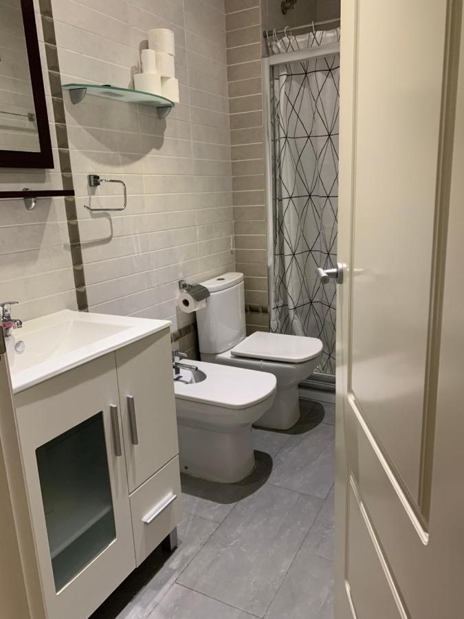Apartamento Acogedor, Excelente Ubicacion, 10 Min Centro Lejlighed Sevilla Eksteriør billede